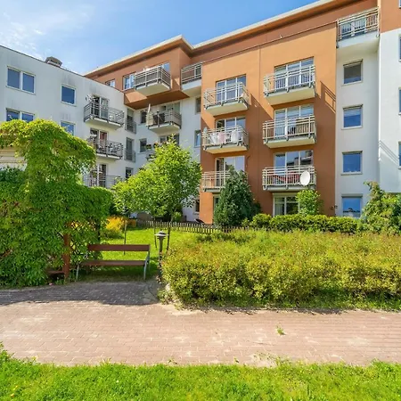 For 10 With Garden And Parking Apartmán