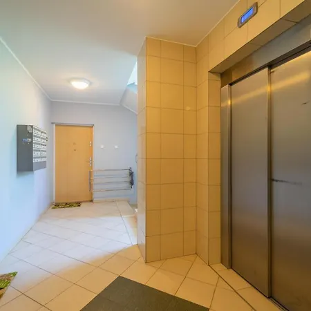 For 10 With Garden And Parking Apartmán Gdaňsk