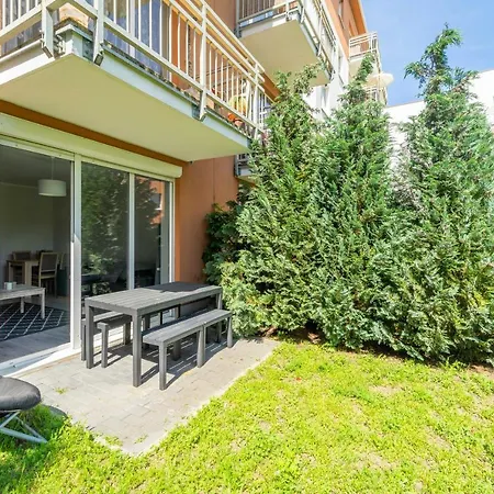 Apartment For 10 With Garden And Parking *